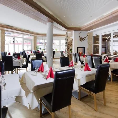 Aparthotel Kleinwalsertal 3*