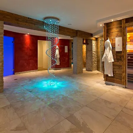 Kleinwalsertal Апарт-отель 3*